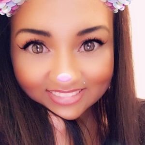 Meet your Posher, Kenetha